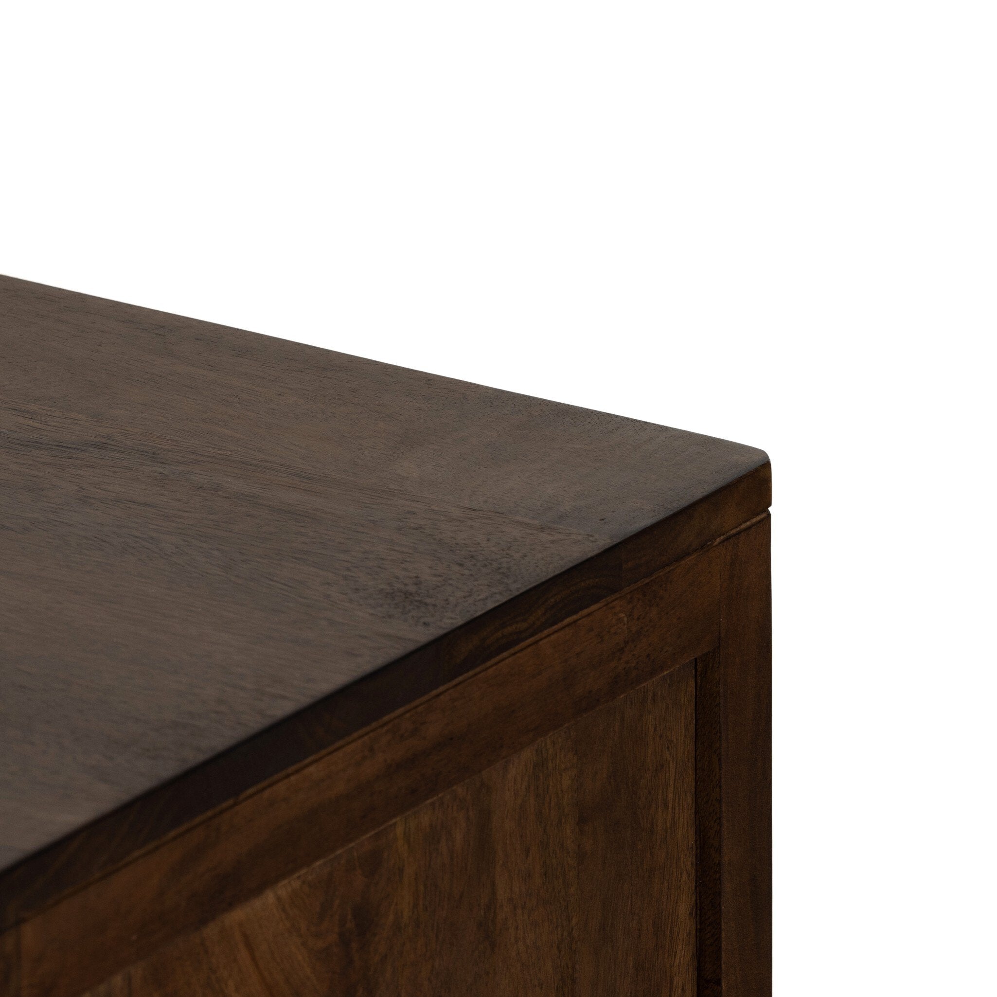 Commode Sari