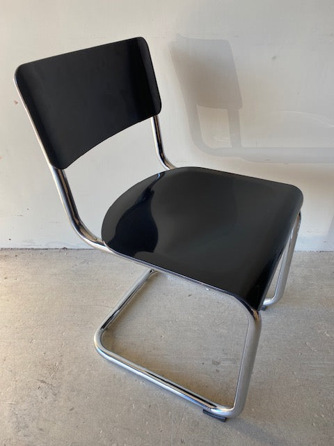 Retro Inspired Curved Dining Chair in Black - SECONDS