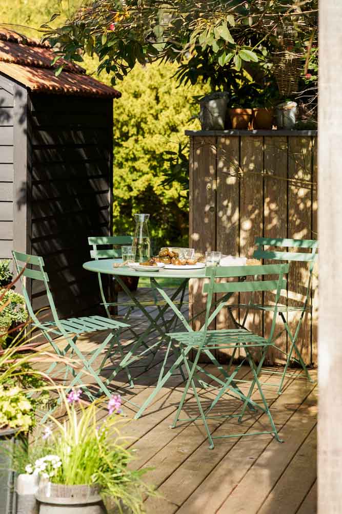 Bistro Dining Garden Set in Green