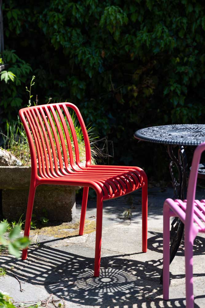 Garden Outdoor Dining Chair In Red