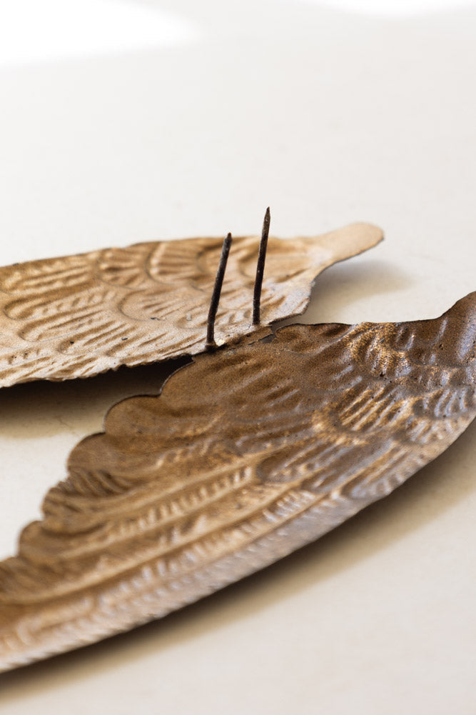 Gold Winged Metal Candle Decoration
