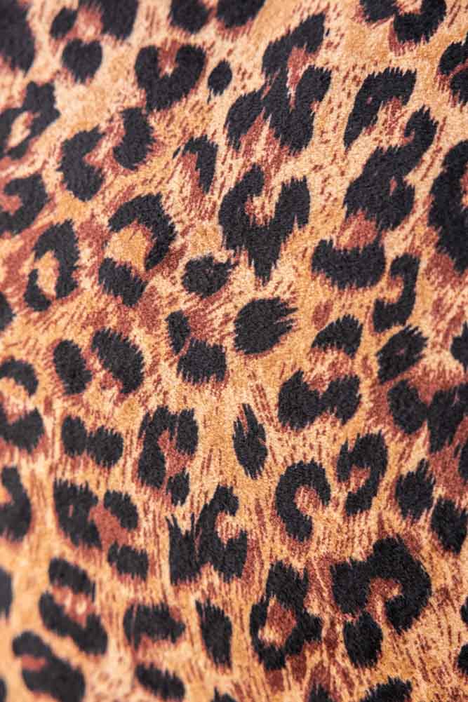 Coussin imprimé léopard Love