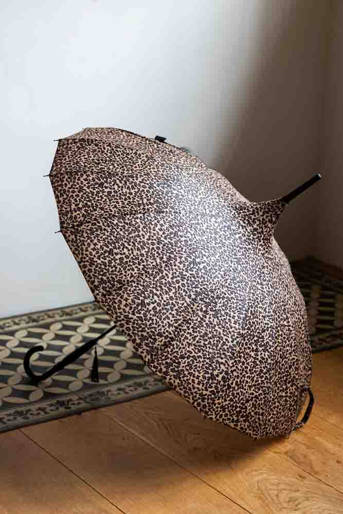Parapluie à imprimé léopard