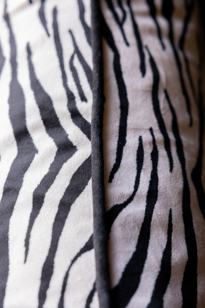 Coussin imprimé tigre des neiges